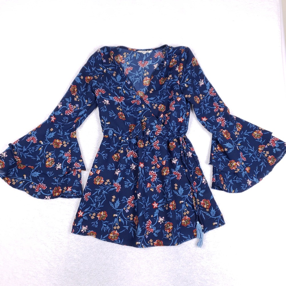 Hint Of Blush Bell Sleeve Floral Blouse Women‎ S Boho Chiffon Blue Festival